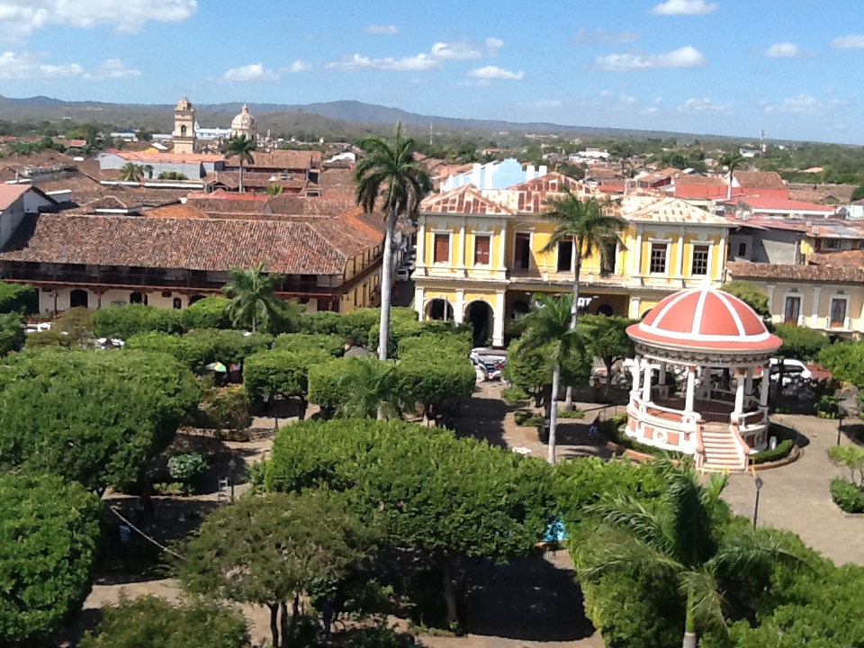 Granada, Nicaragua – With a Comparison to Leon